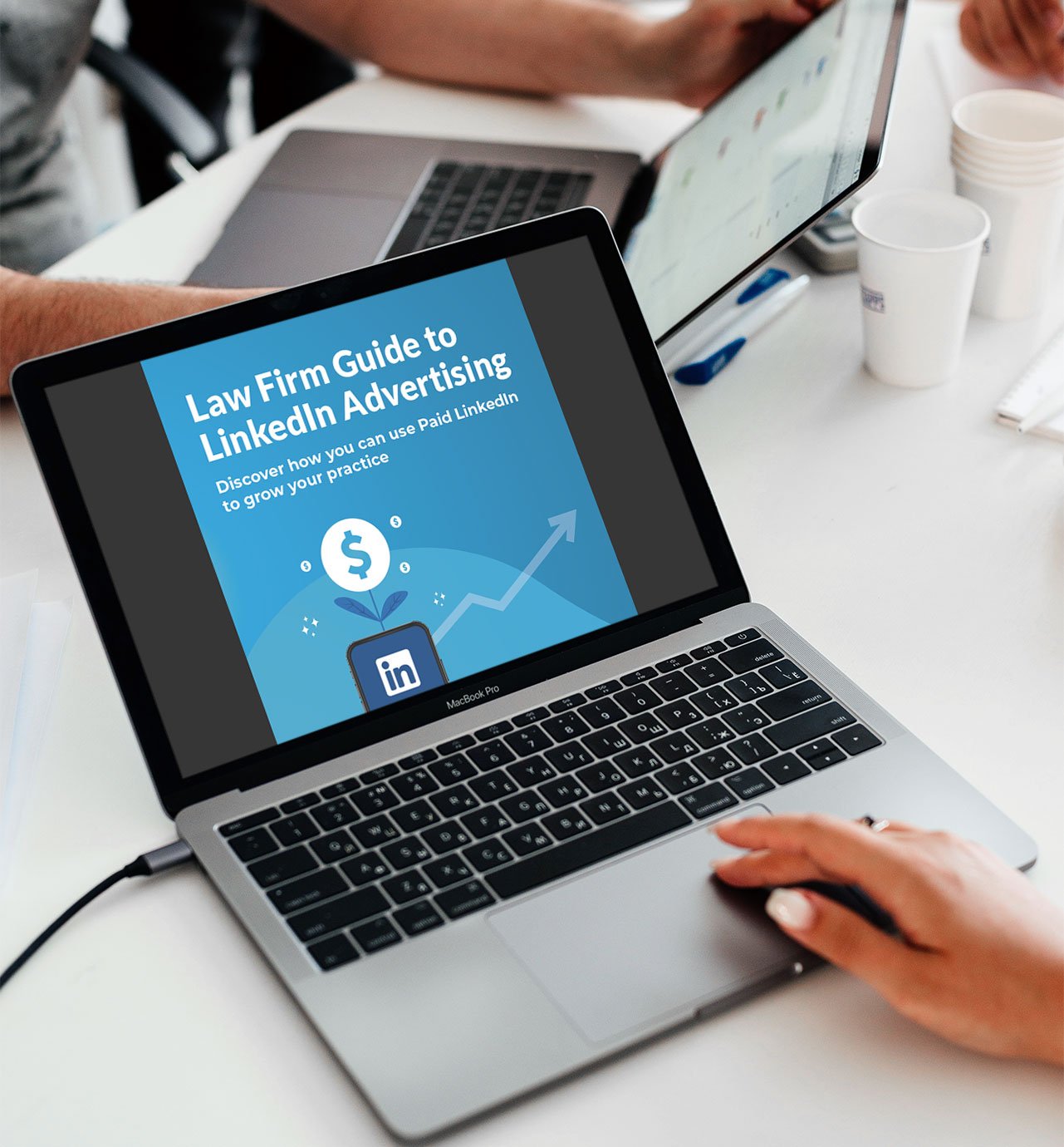 linkedin-ebook-macbook